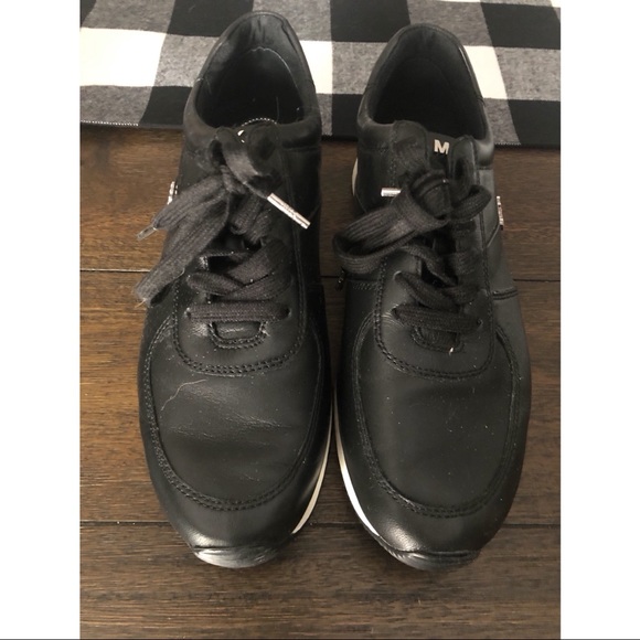 Michael Kors Women's Allie Wrap Trainer Logo Sneakers - Picture 2 of 6